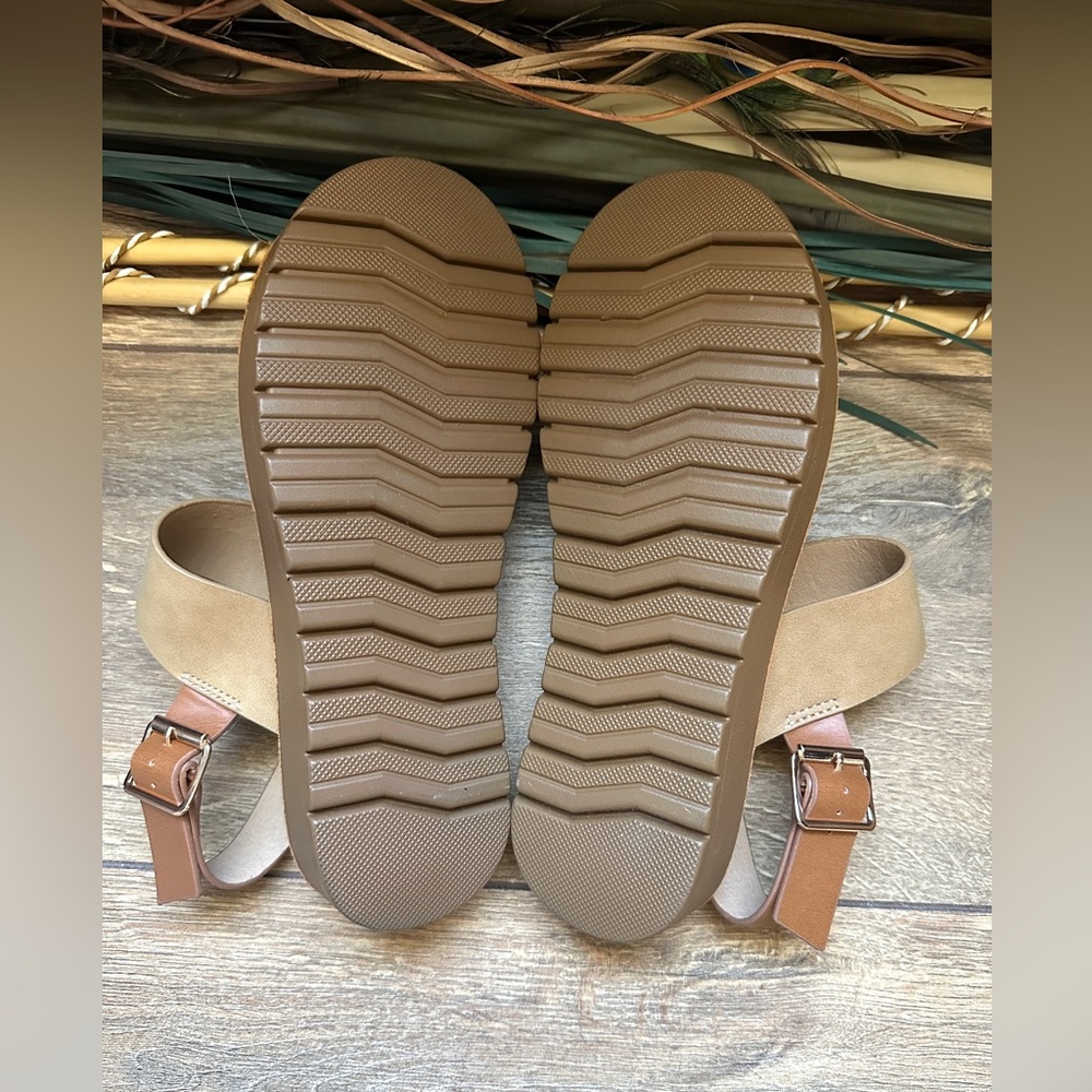 Soda Two-Tone Caramel Double Strap Slingback Sandals – 7-1/2 - Picture 4 of 7